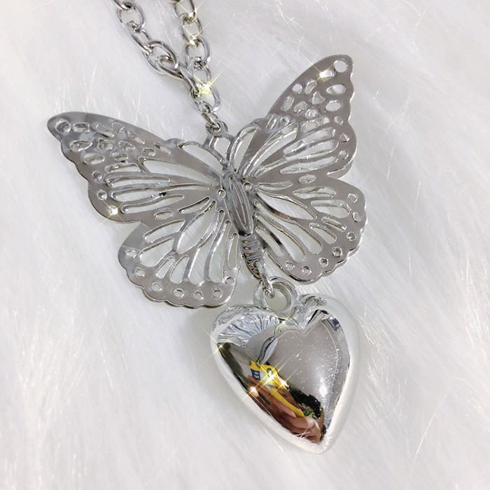 Butterfly Grunge Hair Claw