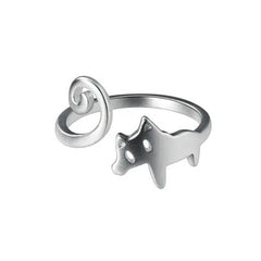Cat with Long Tail Ring
